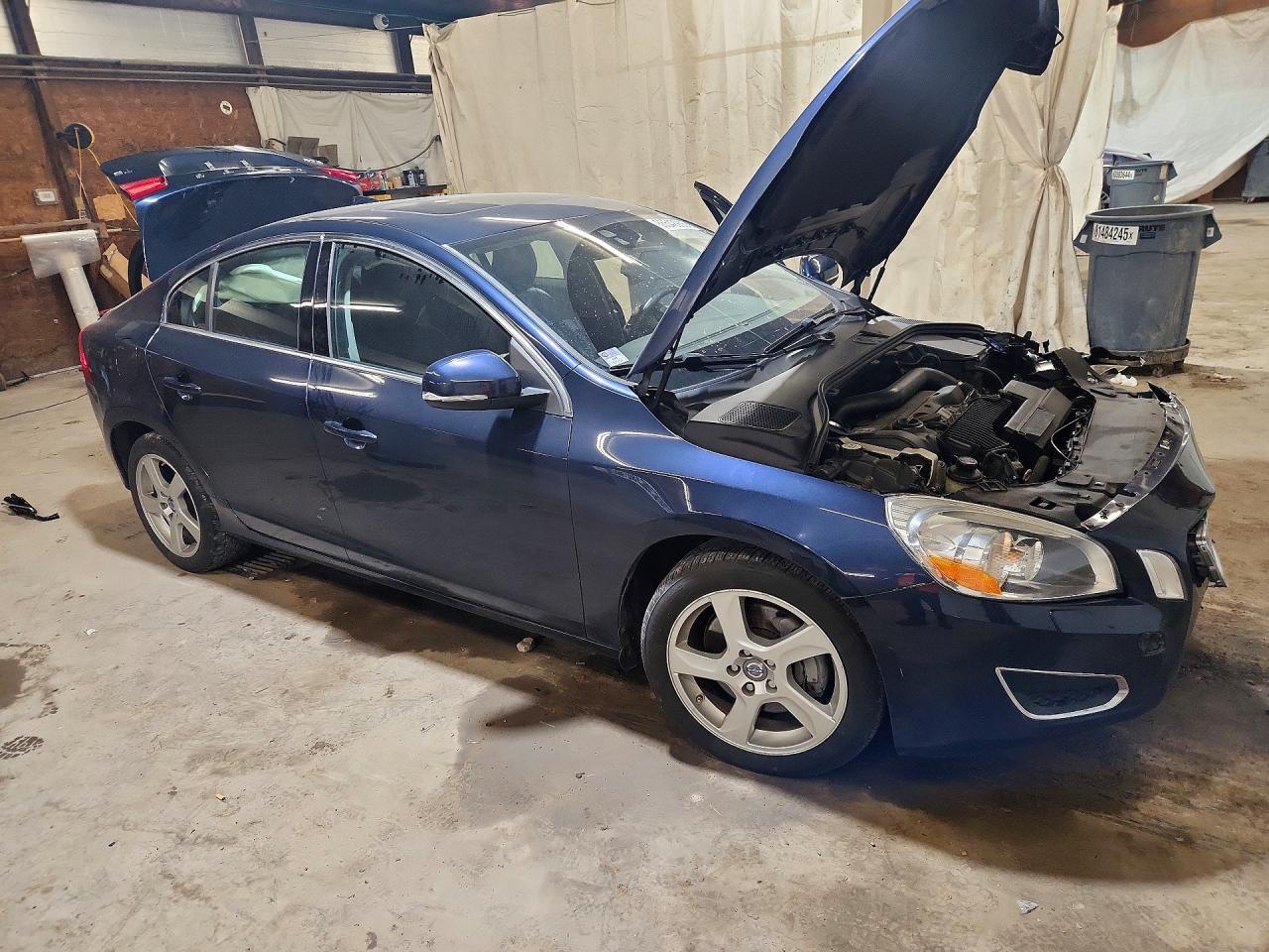 2013 VOLVO S60 T5 — снимка 4