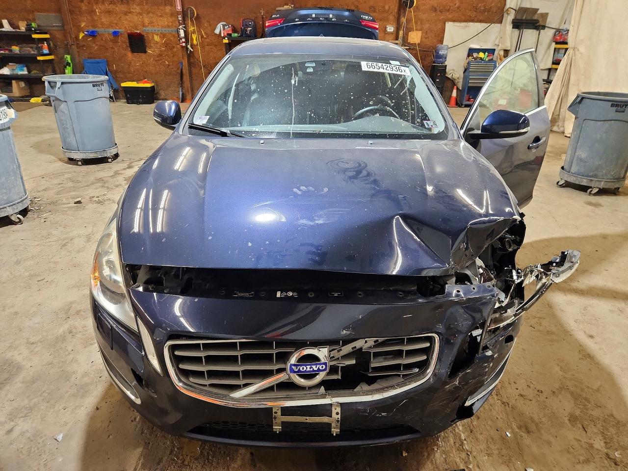 2013 VOLVO S60 T5 — снимка 5