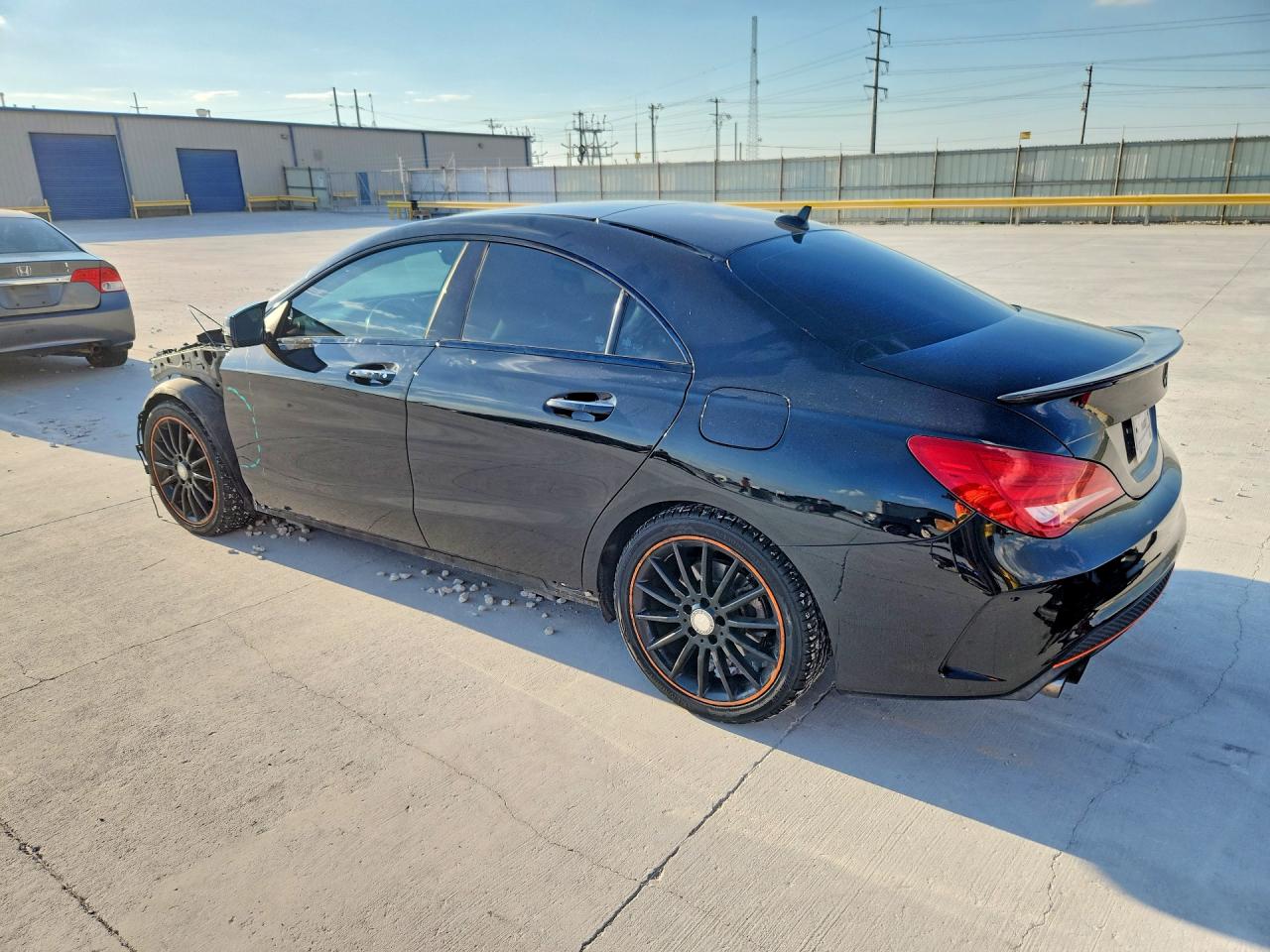 2016 MERCEDES-BENZ CLA 250 — снимка 2