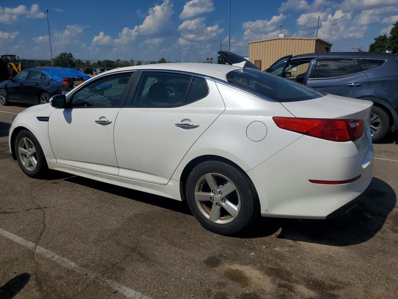 2015 KIA OPTIMA LX — снимка 2