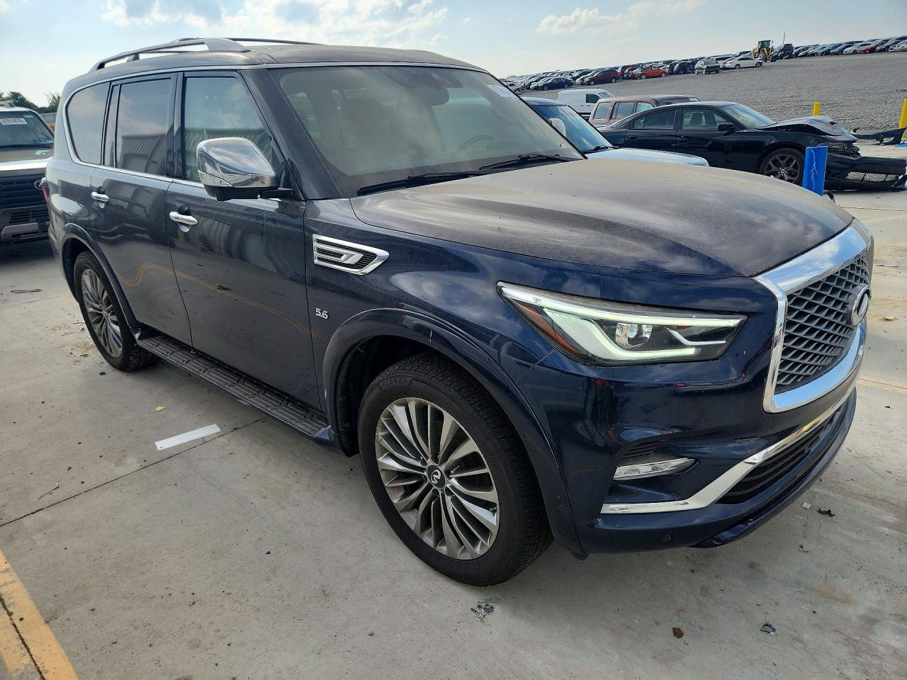 2019 INFINITI QX80 LUXE — снимка 4
