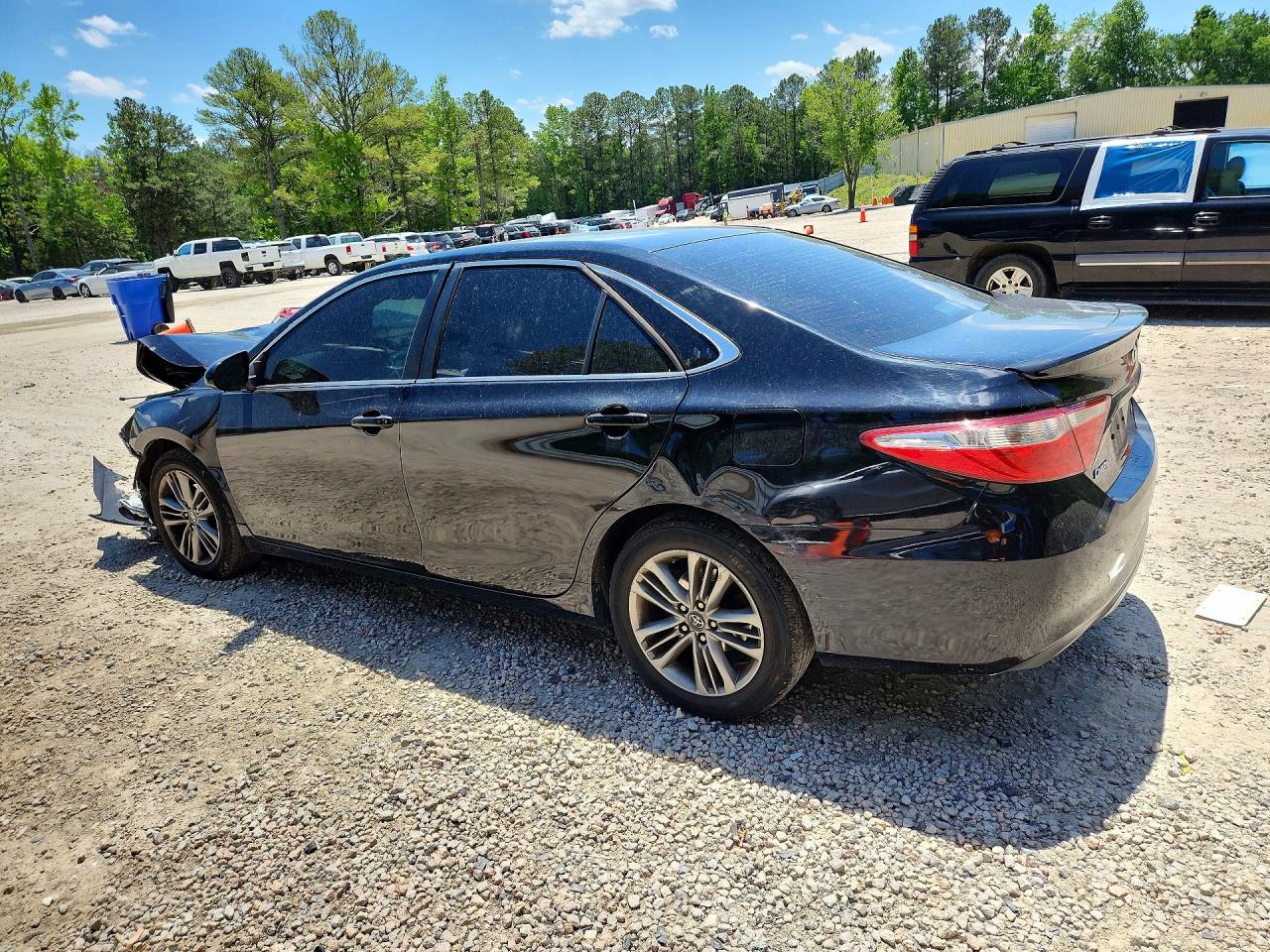 2017 TOYOTA CAMRY SE — снимка 2