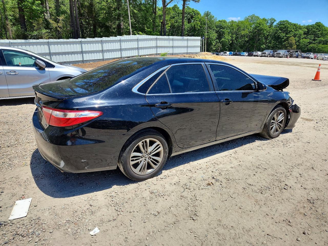 2017 TOYOTA CAMRY SE — снимка 3