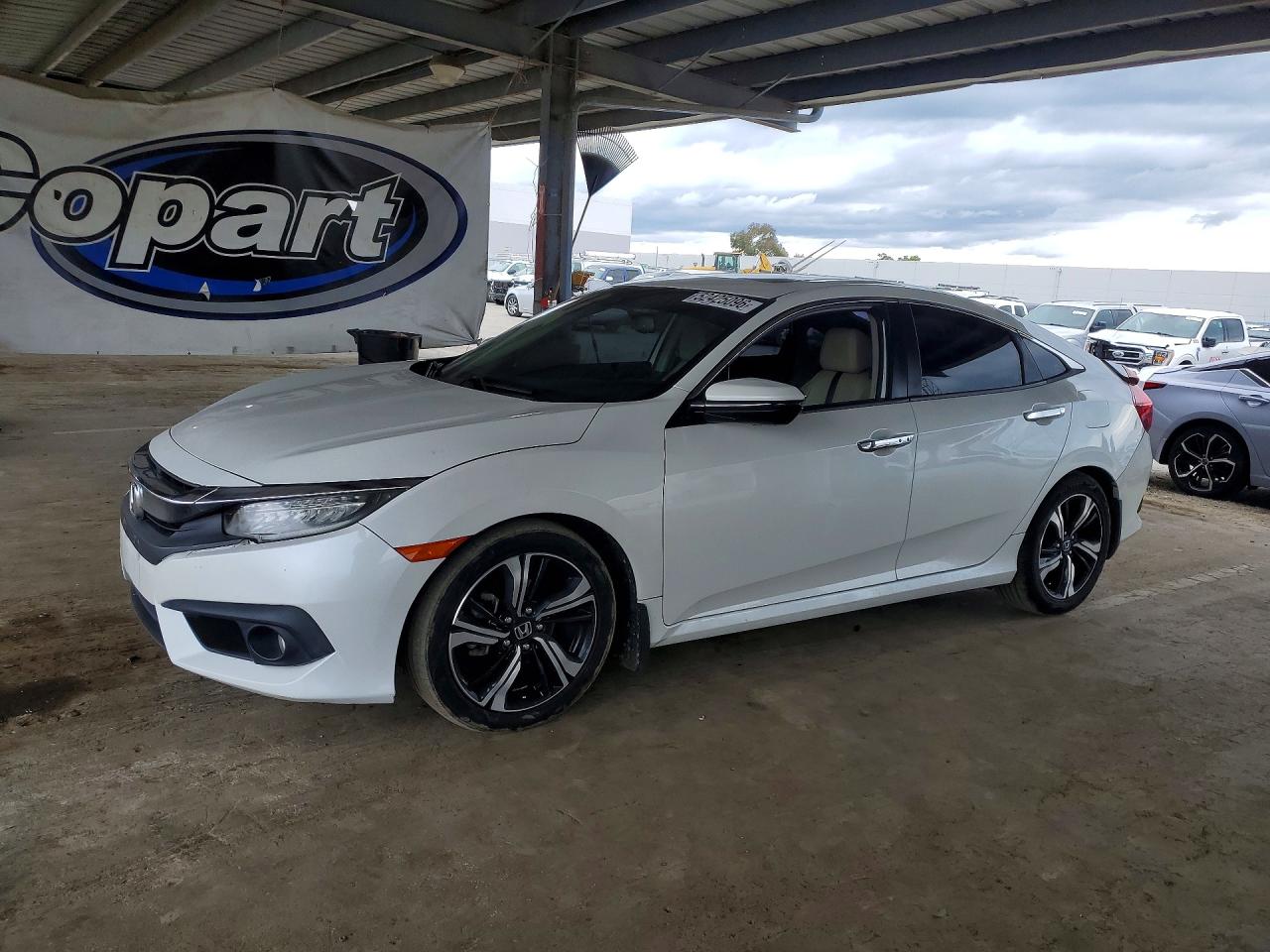 2017 HONDA CIVIC TOURING