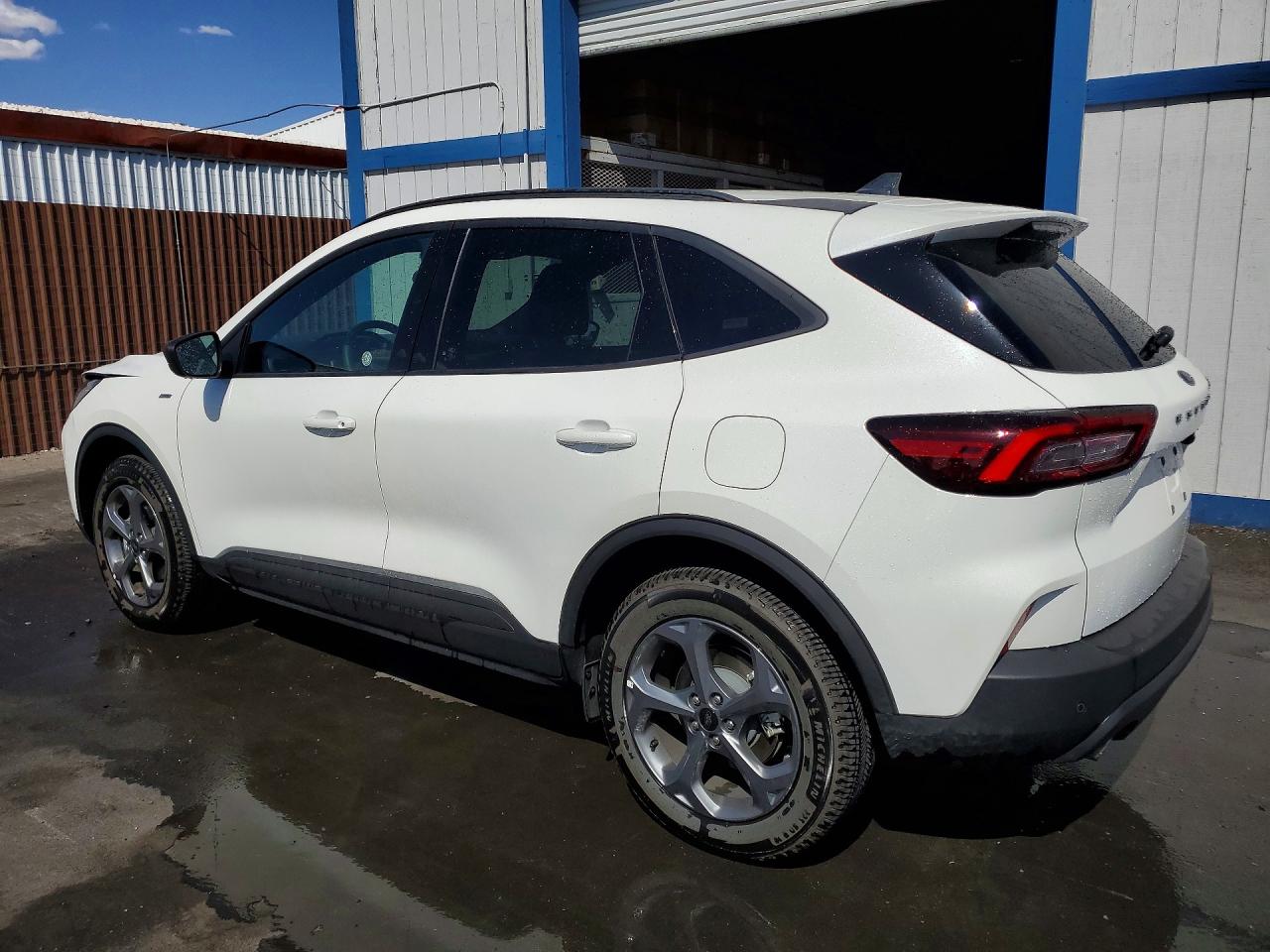 2026 FORD ESCAPE ST LINE — снимка 2