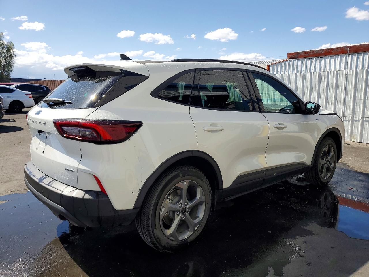 2026 FORD ESCAPE ST LINE — снимка 3