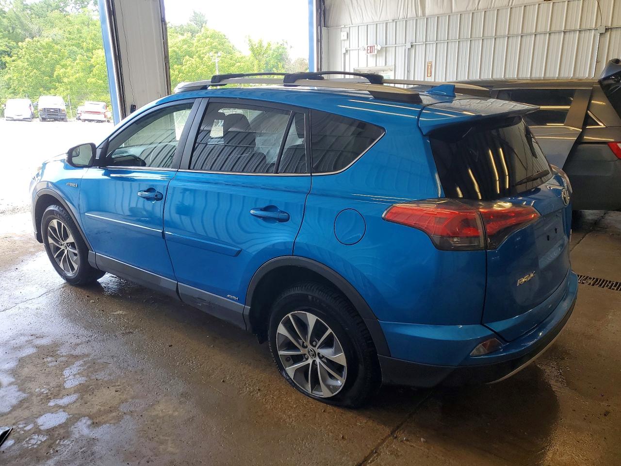 2018 TOYOTA RAV 4 — снимка 2