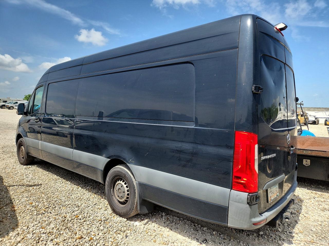 2020 MERCEDES-BENZ SPRINTER 2500 — снимка 2