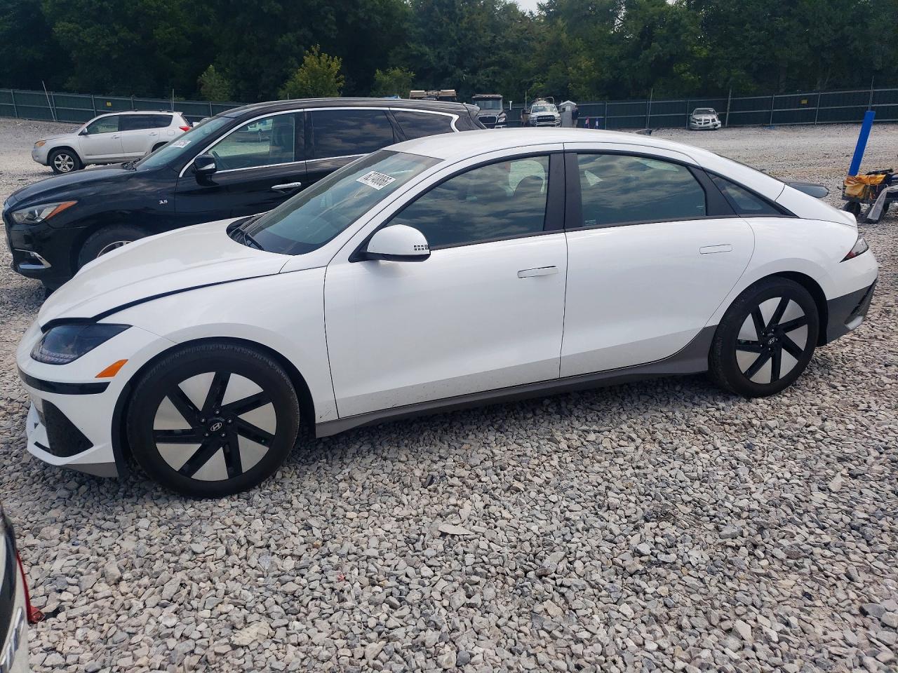2025 HYUNDAI IONIQ 6 SE