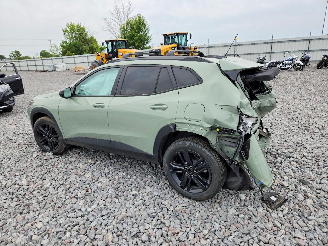 2025 CHEVROLET TRAX ACTIV — снимка 2