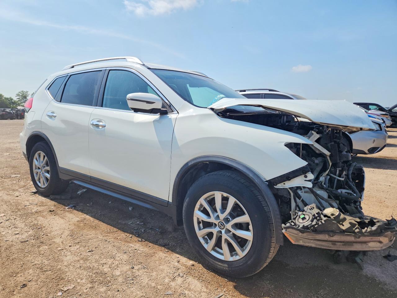 2017 NISSAN ROGUE SV — снимка 4