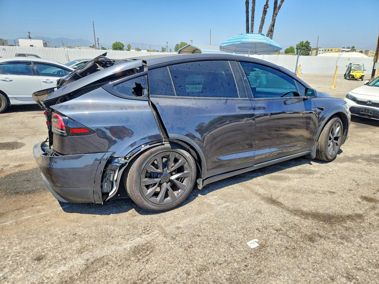 2025 TESLA MODEL X — снимка 3