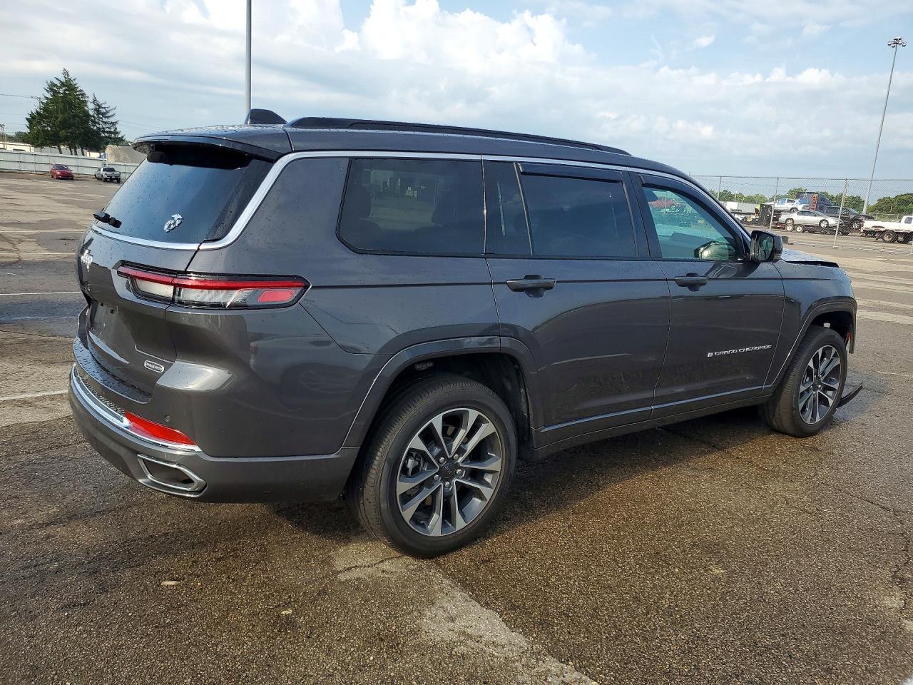 2025 JEEP GRAND CHEROKEE L OVERLAND — снимка 3