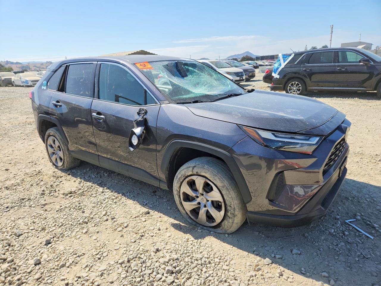 2023 TOYOTA RAV4 LE — снимка 4