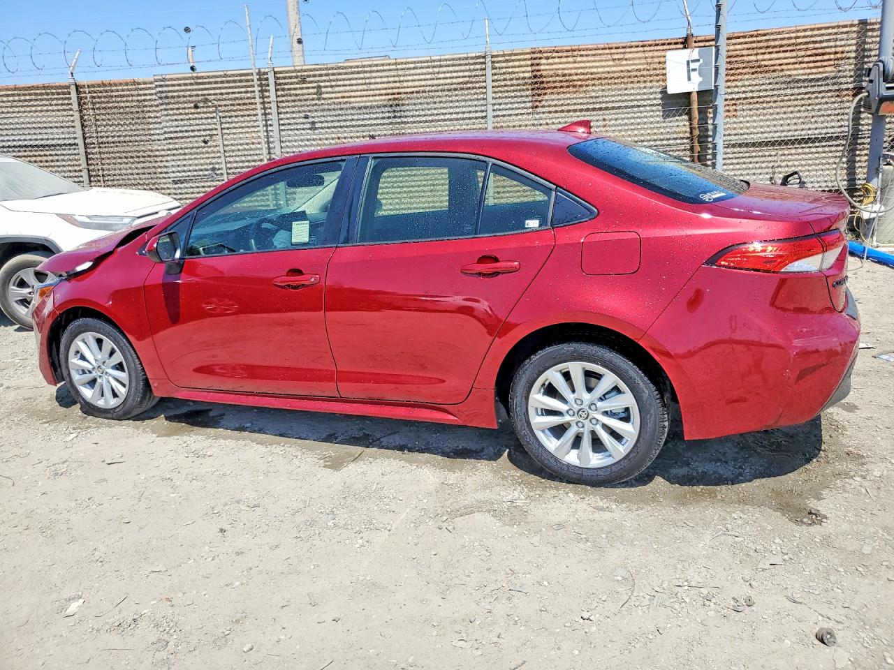2026 TOYOTA COROLLA — снимка 2