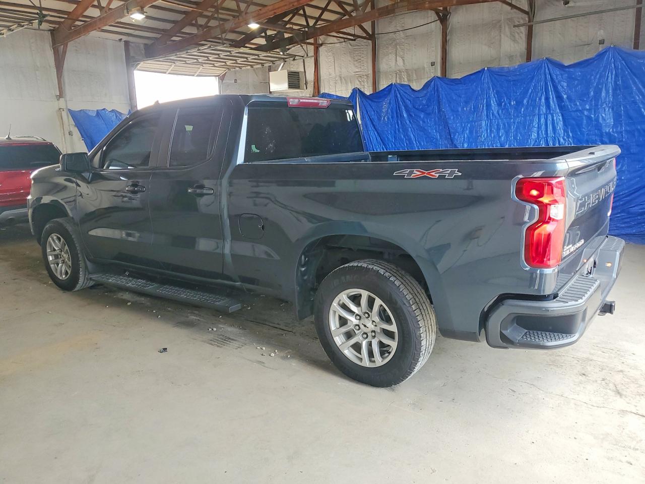 2020 CHEVROLET SILVERADO K1500 RST — снимка 2