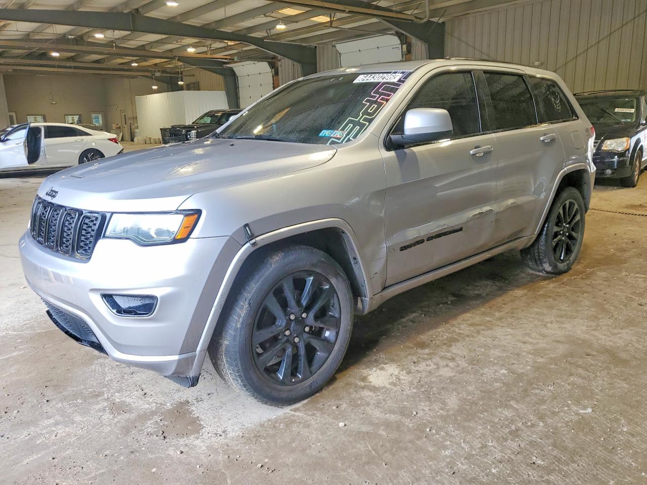 2019 JEEP GRAND CHEROKEE LAREDO