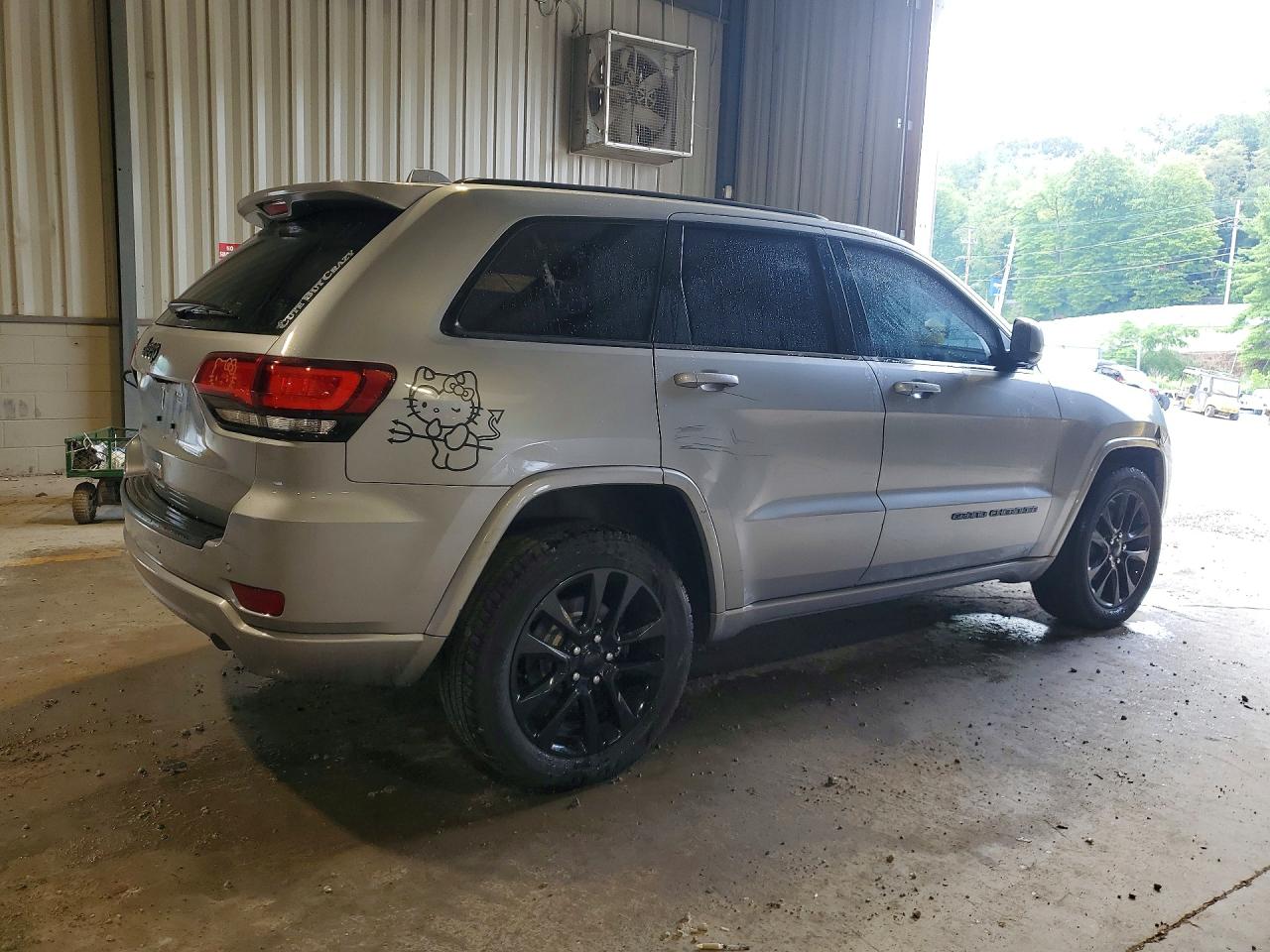 2019 JEEP GRAND CHEROKEE LAREDO — снимка 3