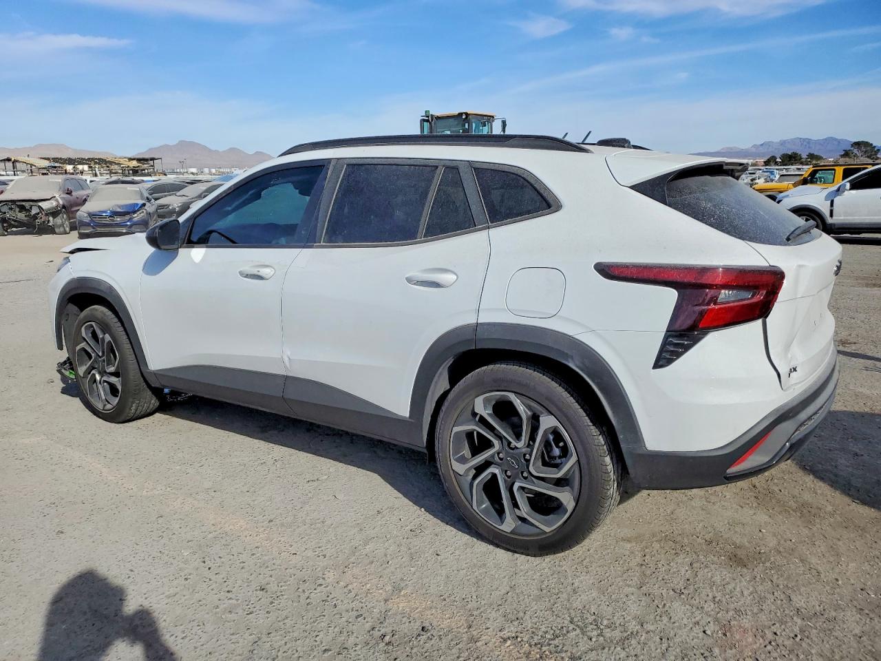 2025 CHEVROLET TRAX 2RS — снимка 2
