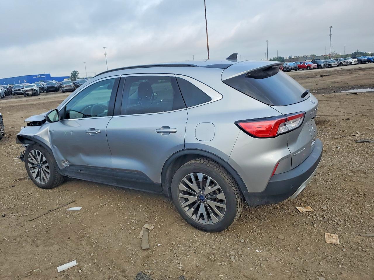 2022 FORD ESCAPE TITANIUM — снимка 2