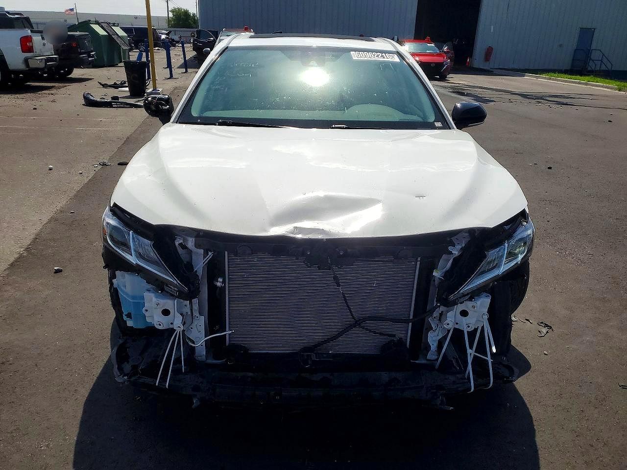 2020 TOYOTA CAMRY SE — снимка 5