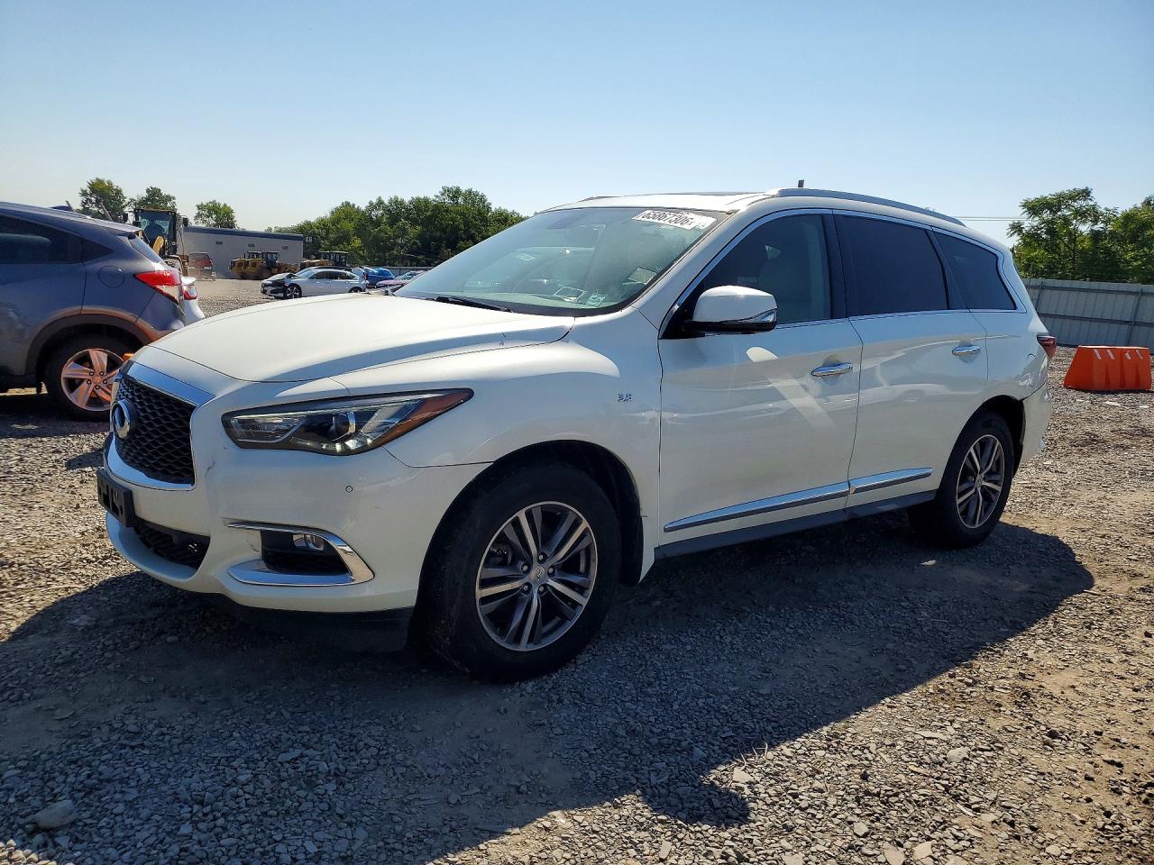 2017 INFINITI QX60 BASE