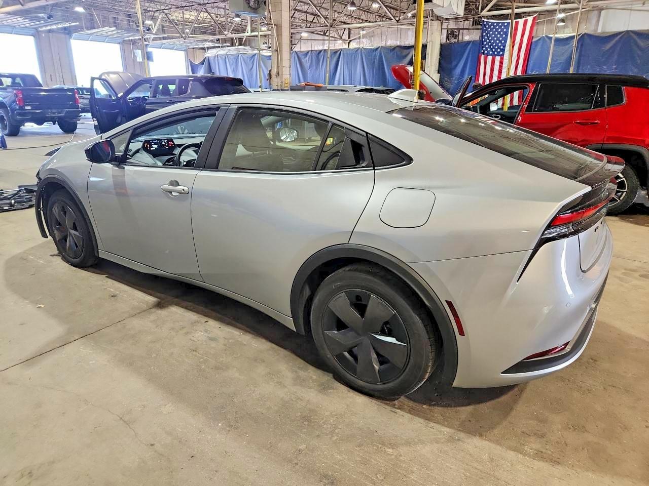 2025 TOYOTA PRIUS LE — снимка 3