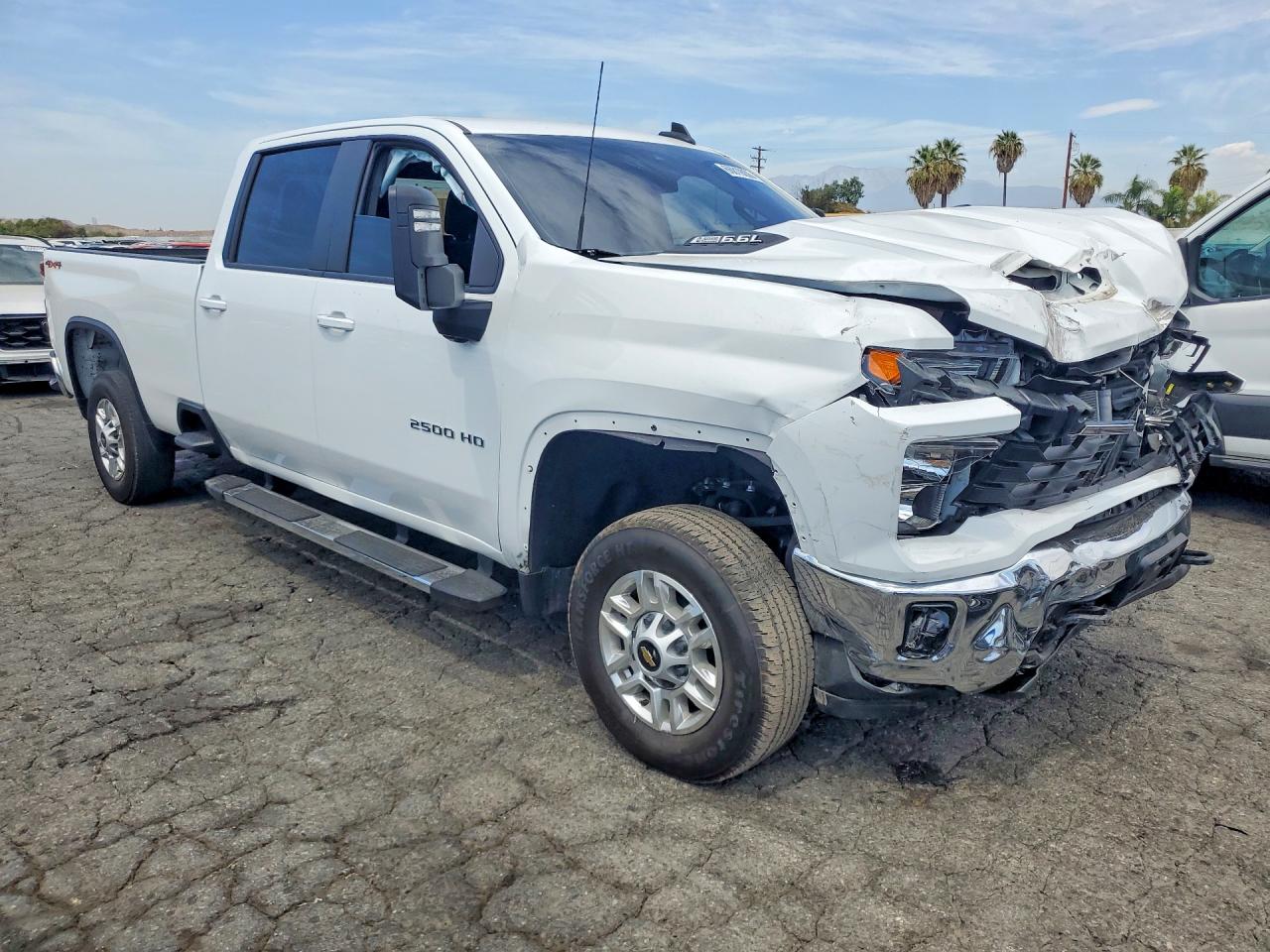 2025 CHEVROLET SILVERADO K2500 HEAVY DUTY LT — снимка 4