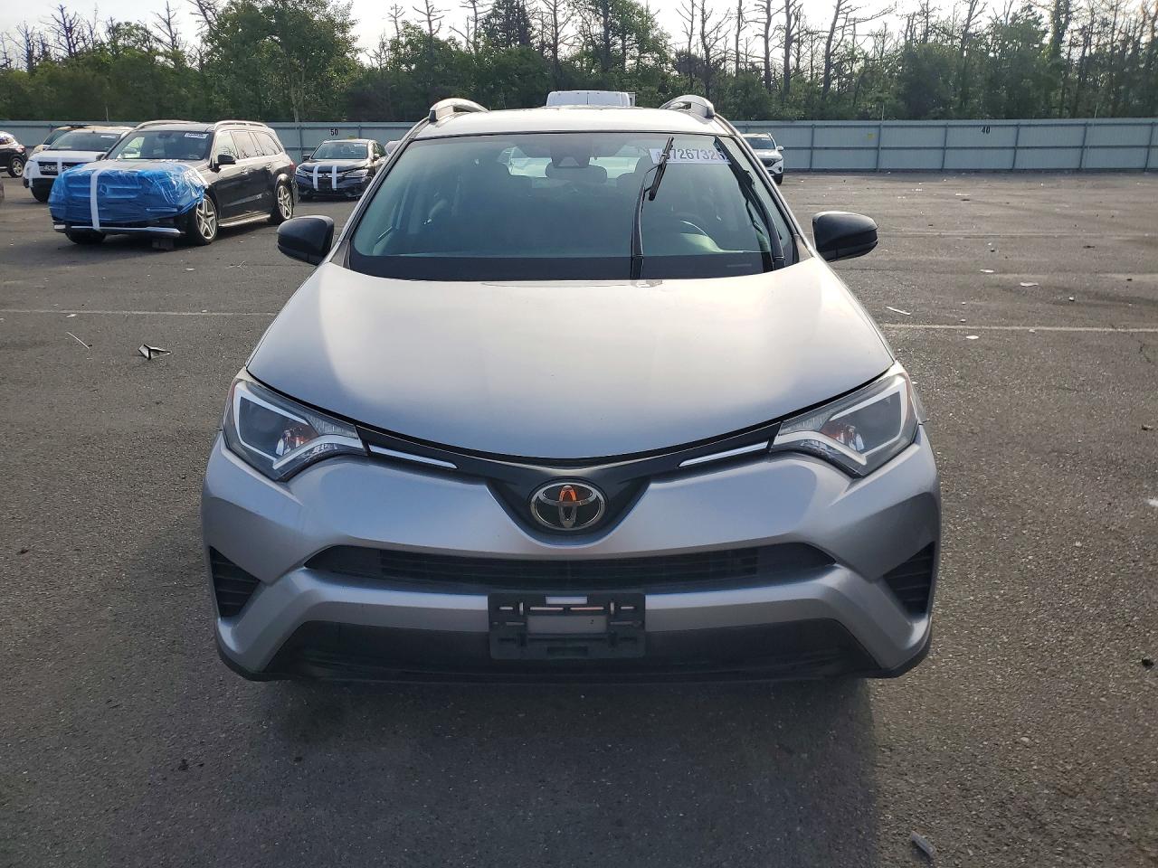 2018 TOYOTA RAV4 LE — снимка 5