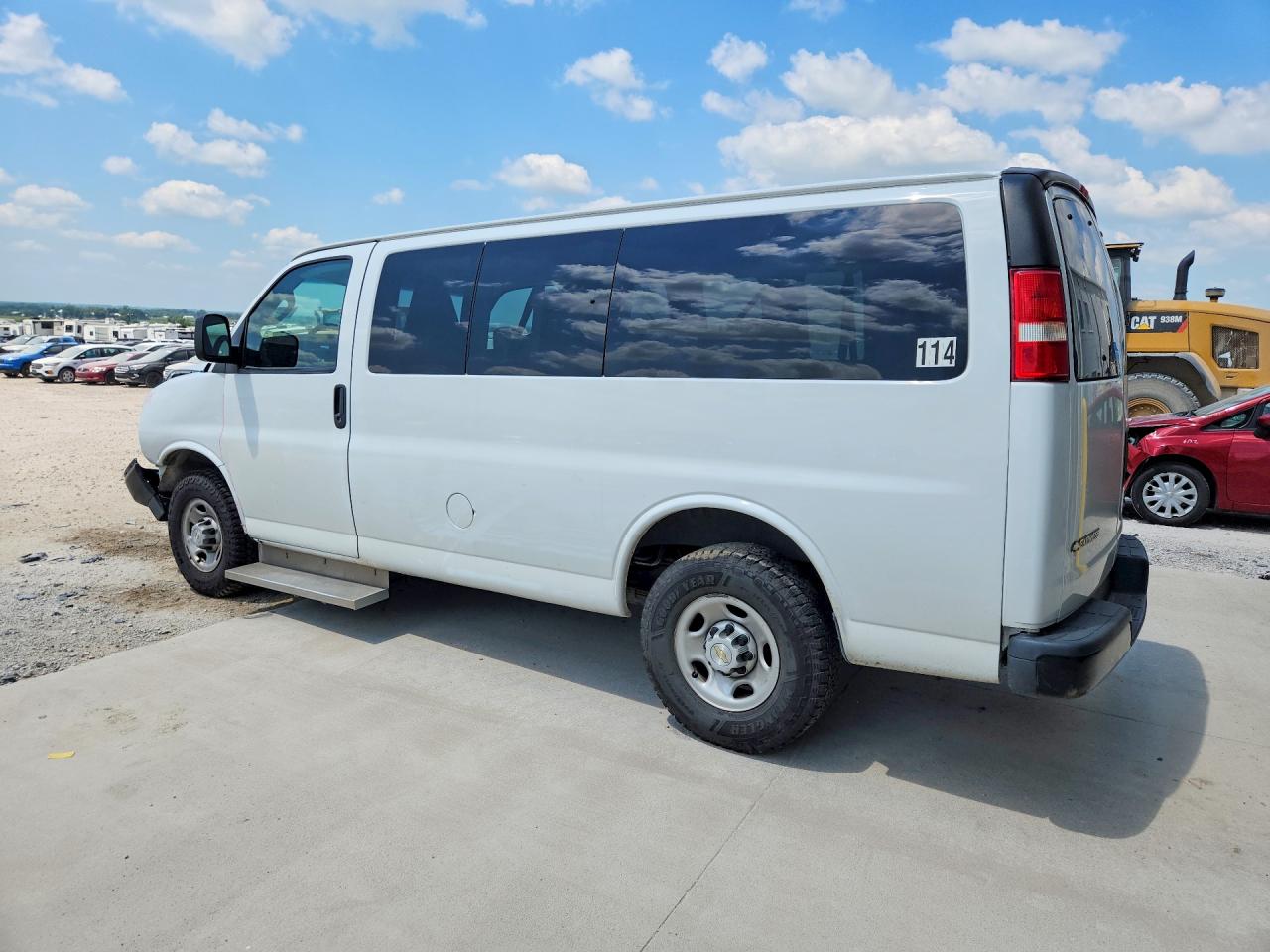 2018 CHEVROLET EXPRES2500 — снимка 2