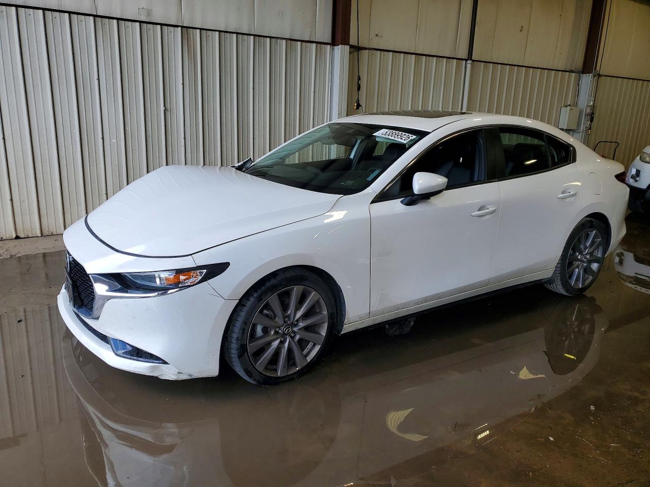 2021 MAZDA 3 PREFERRED