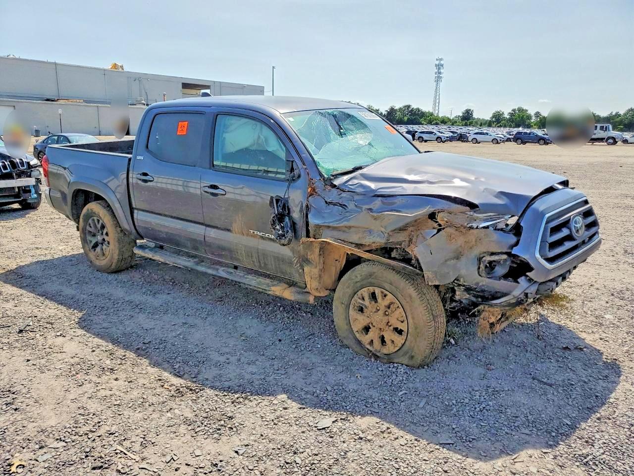 2023 TOYOTA TACOMA SR5 V6 — снимка 4