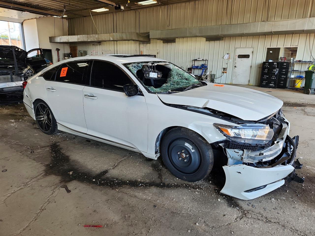 2022 HONDA ACCORD TOURING — снимка 4