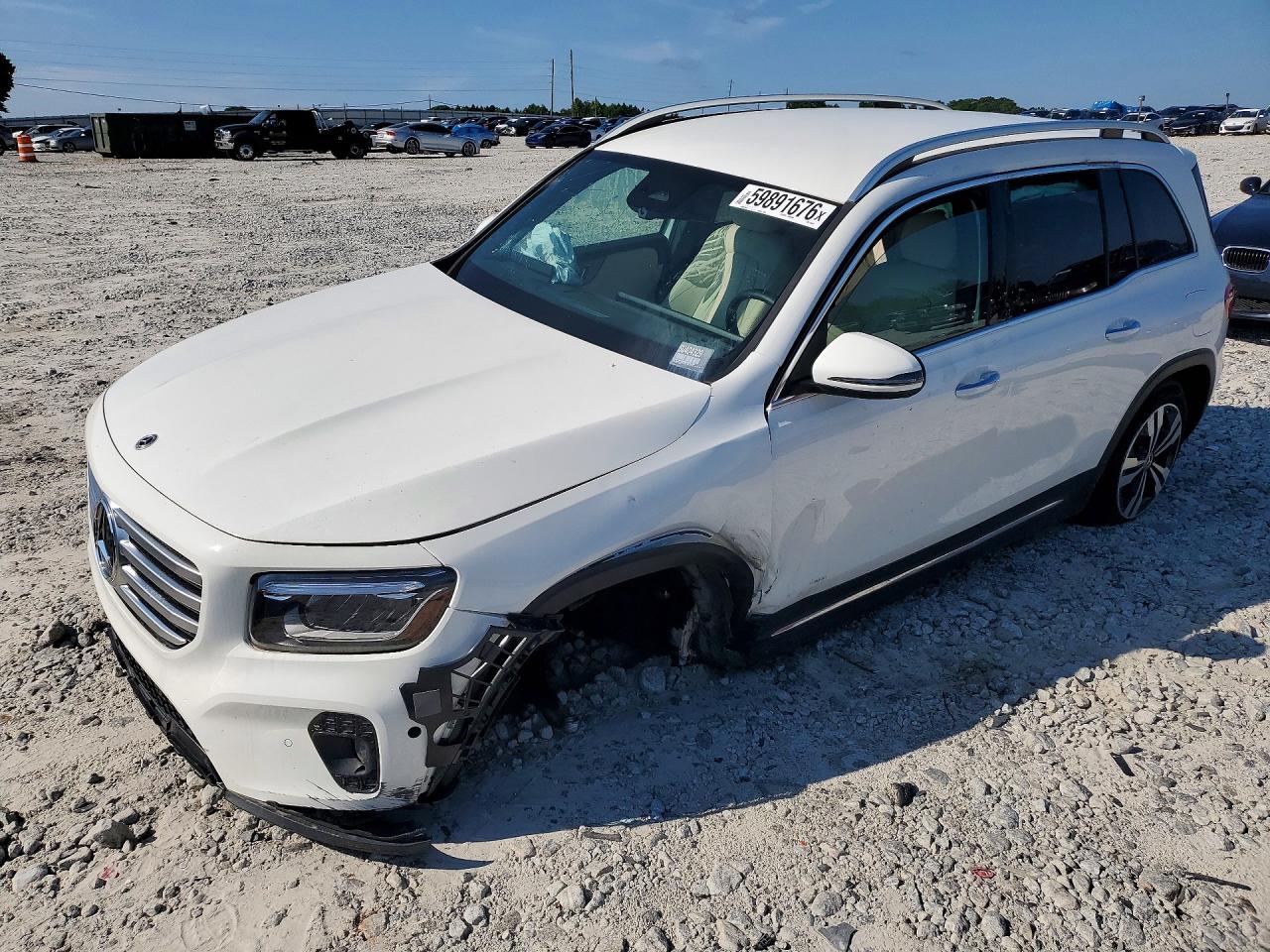 2025 MERCEDES-BENZ GLB 250