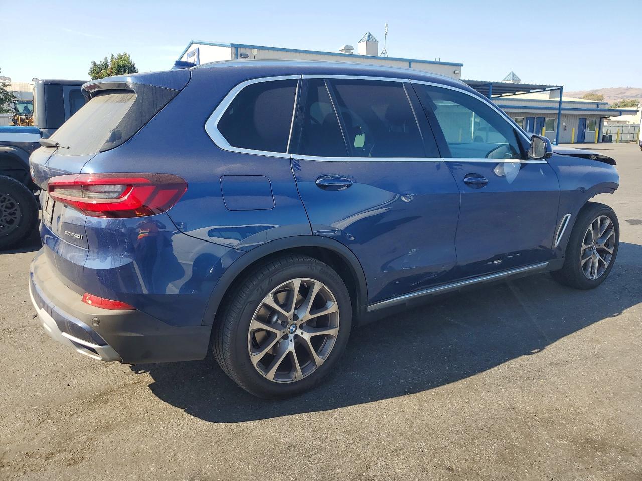 2021 BMW X5 SDRIVE 40I — снимка 3