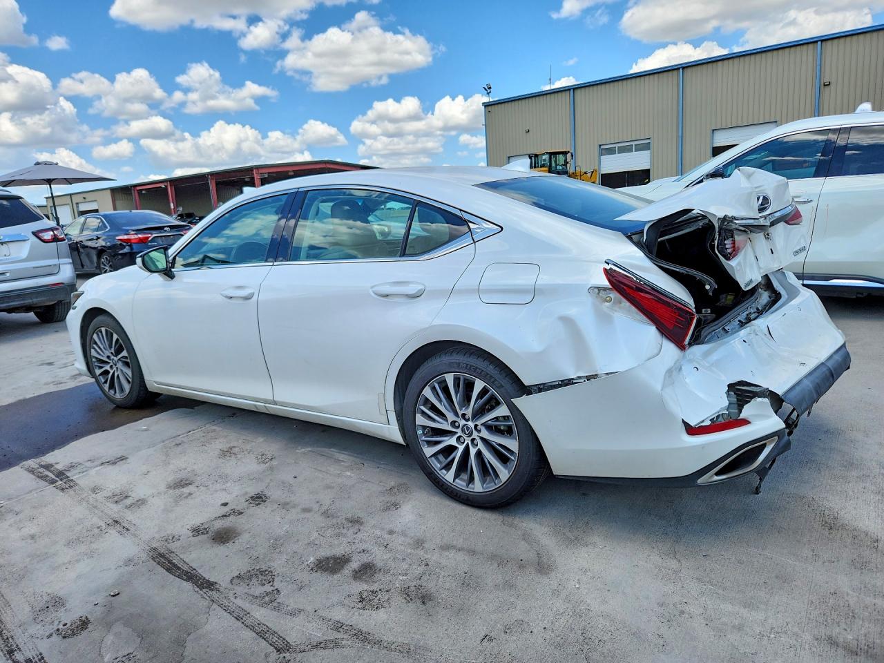 2019 LEXUS ES 350 — снимка 2