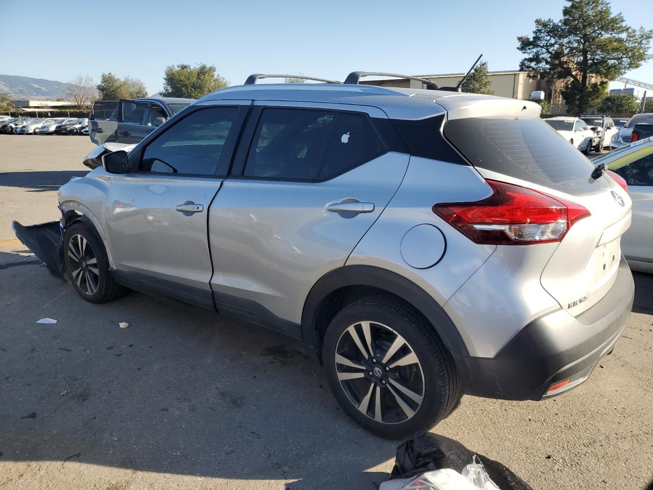 2019 NISSAN KICKS SV — снимка 2