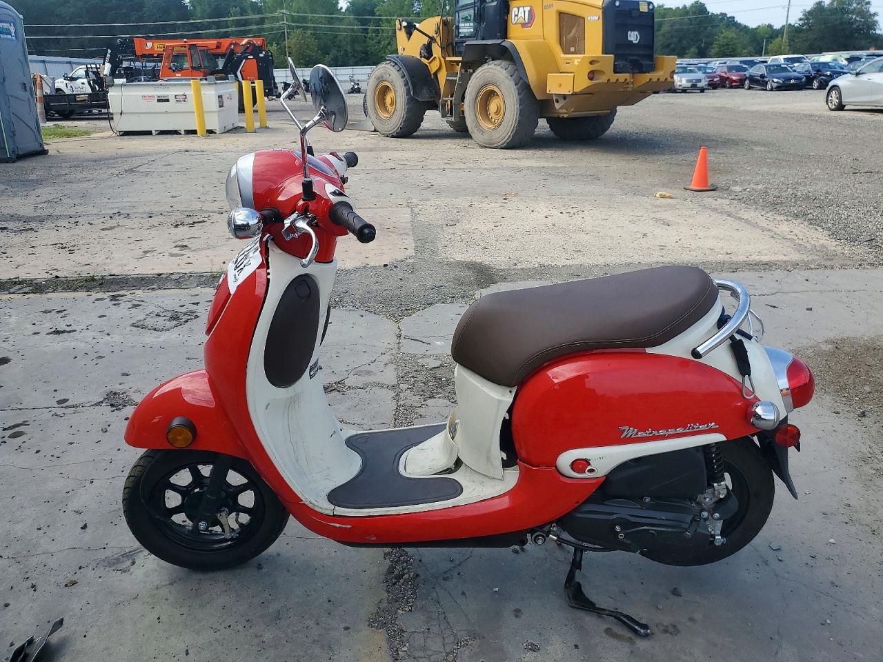 2025 HONDA NCW50 — снимка 3