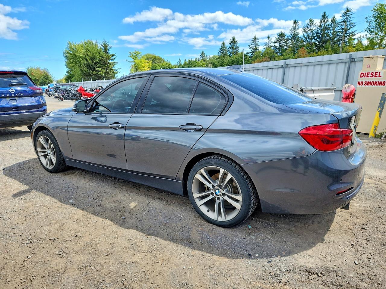2017 BMW 320 XI — снимка 2