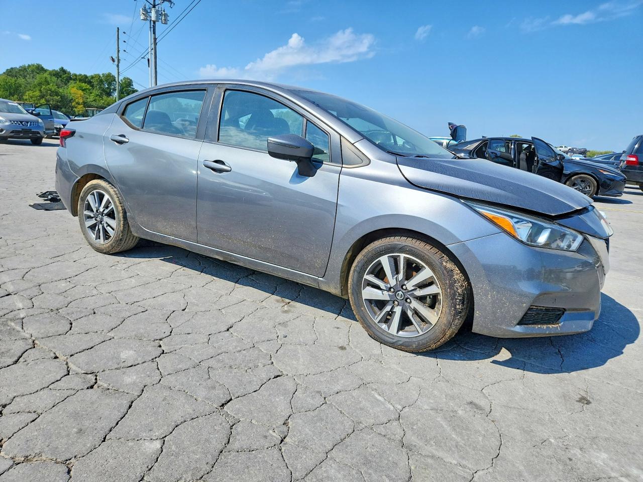 2020 NISSAN VERSA SV — снимка 4