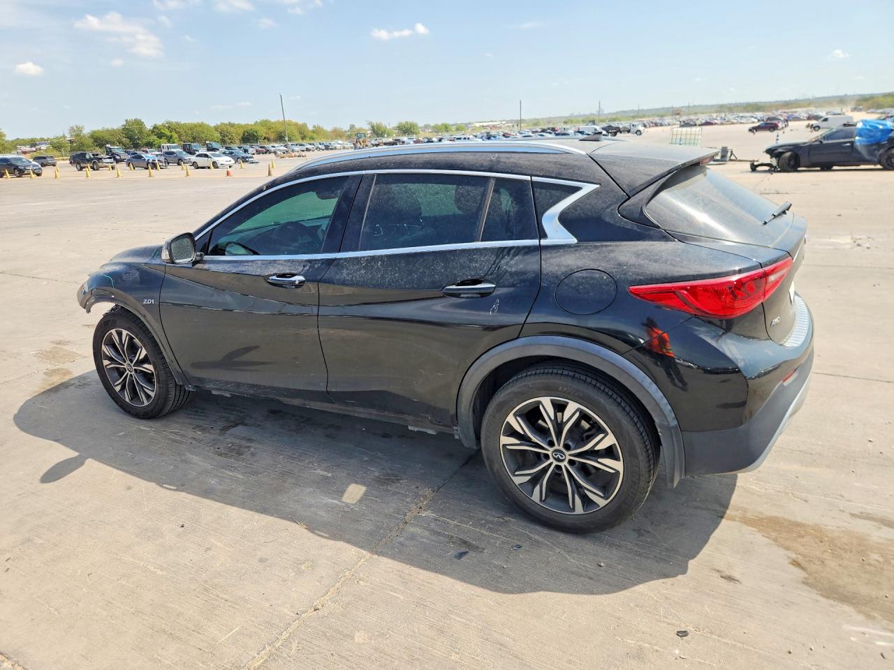 2018 INFINITI QX30 PREMIUM — снимка 2