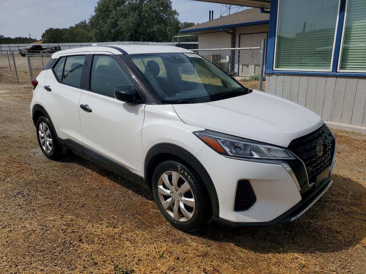 2021 NISSAN KICKS S — снимка 4