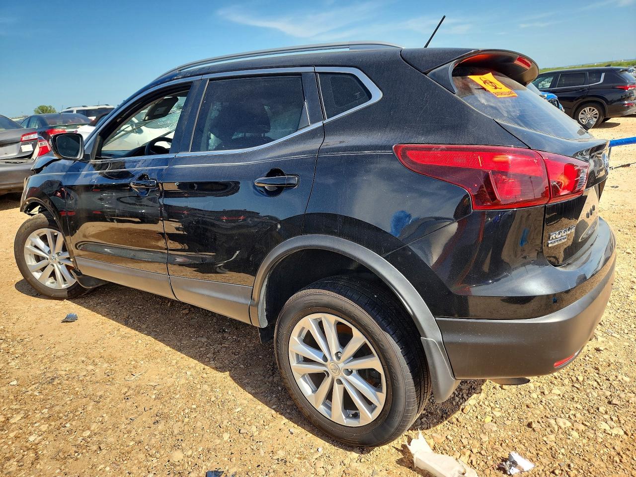2017 NISSAN ROGUE SPORT SV — снимка 2