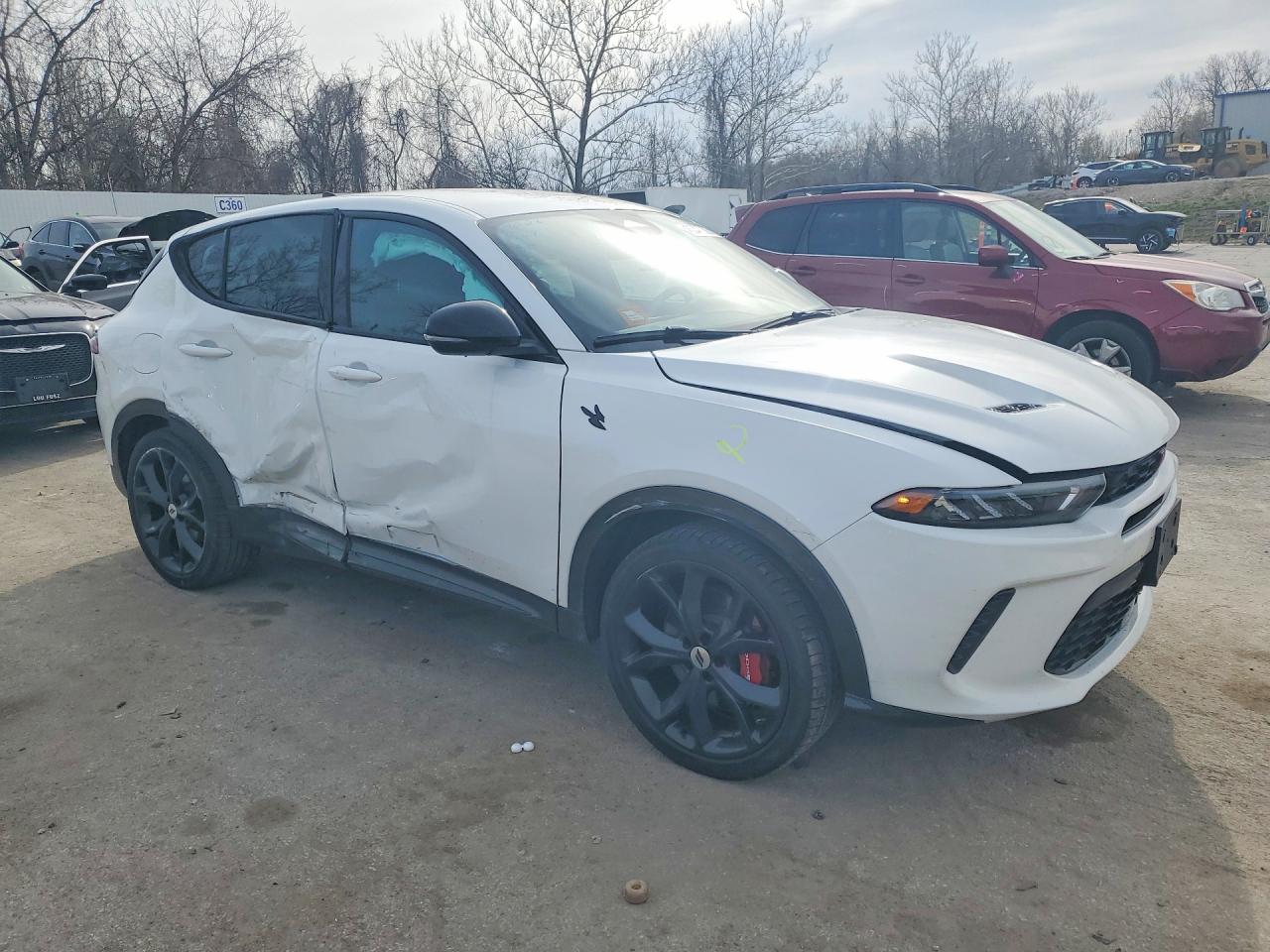 2024 DODGE HORNET R — снимка 4