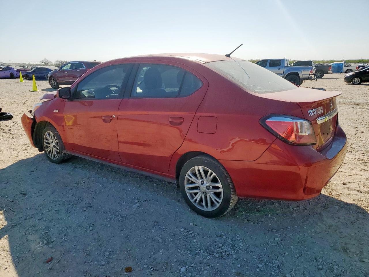 2024 MITSUBISHI MIRAGE G4 ES — снимка 2