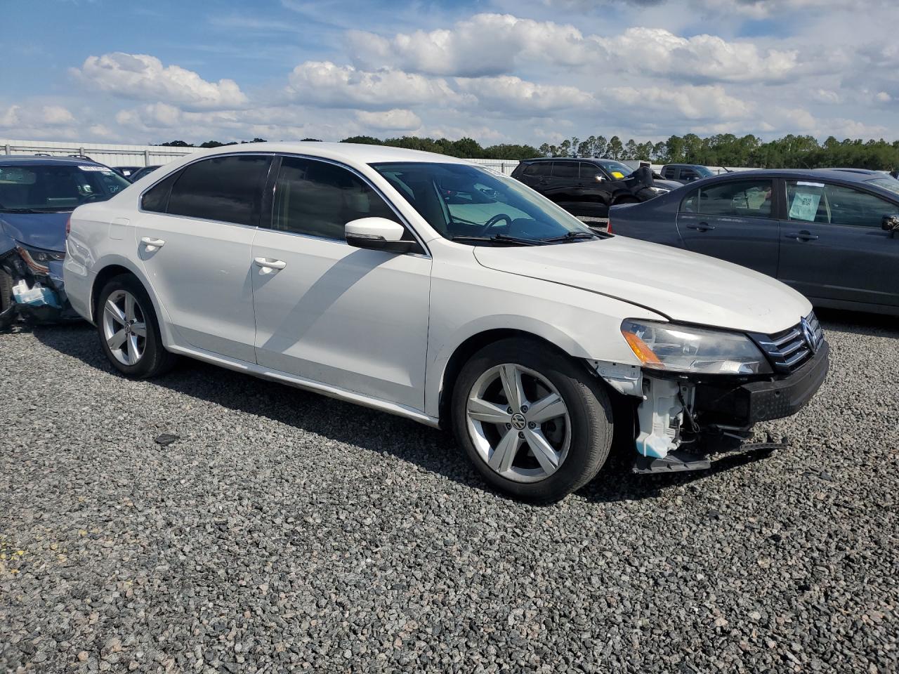 2015 VOLKSWAGEN PASSAT SE — снимка 4