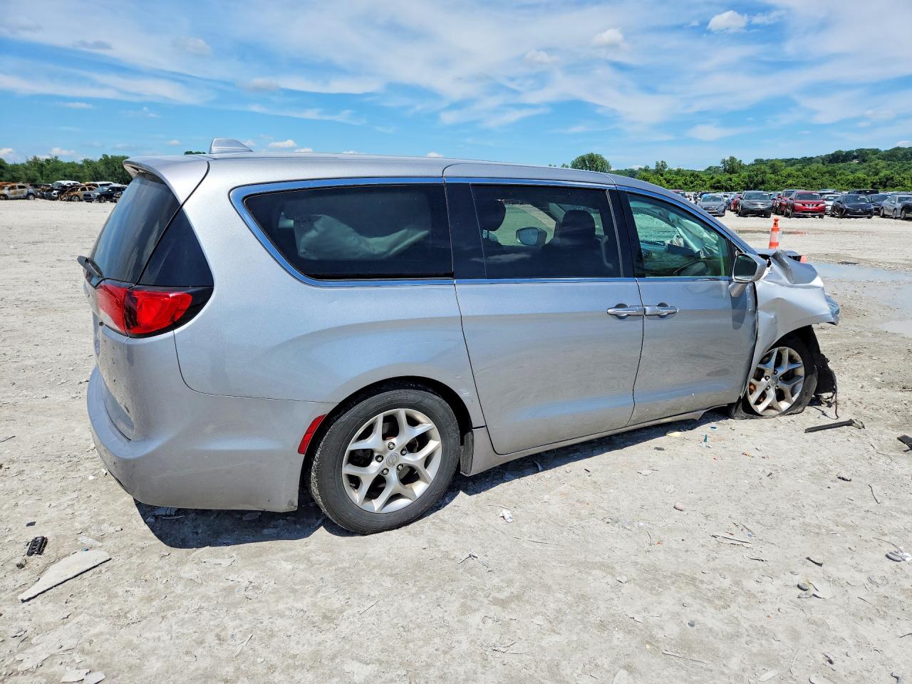 2018 CHRYSLER PACIFICA TOURING PLUS — снимка 3