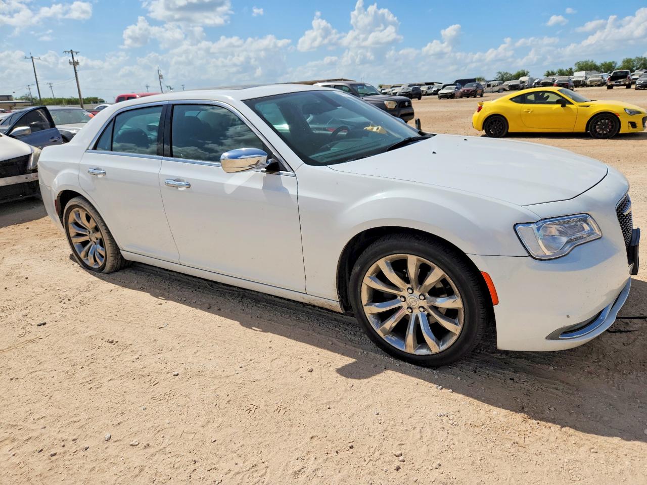 2019 CHRYSLER 300 LIMITED — снимка 4