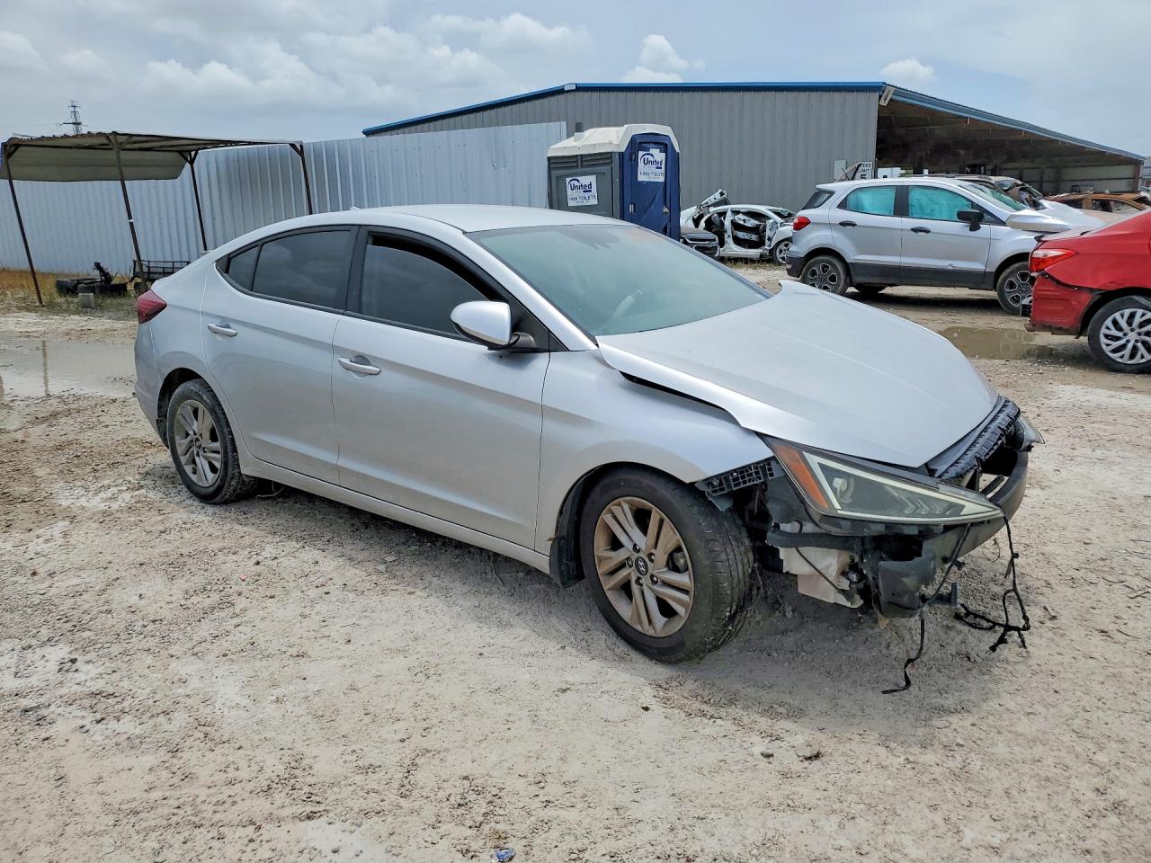 2020 HYUNDAI ELANTRA SEL — снимка 4