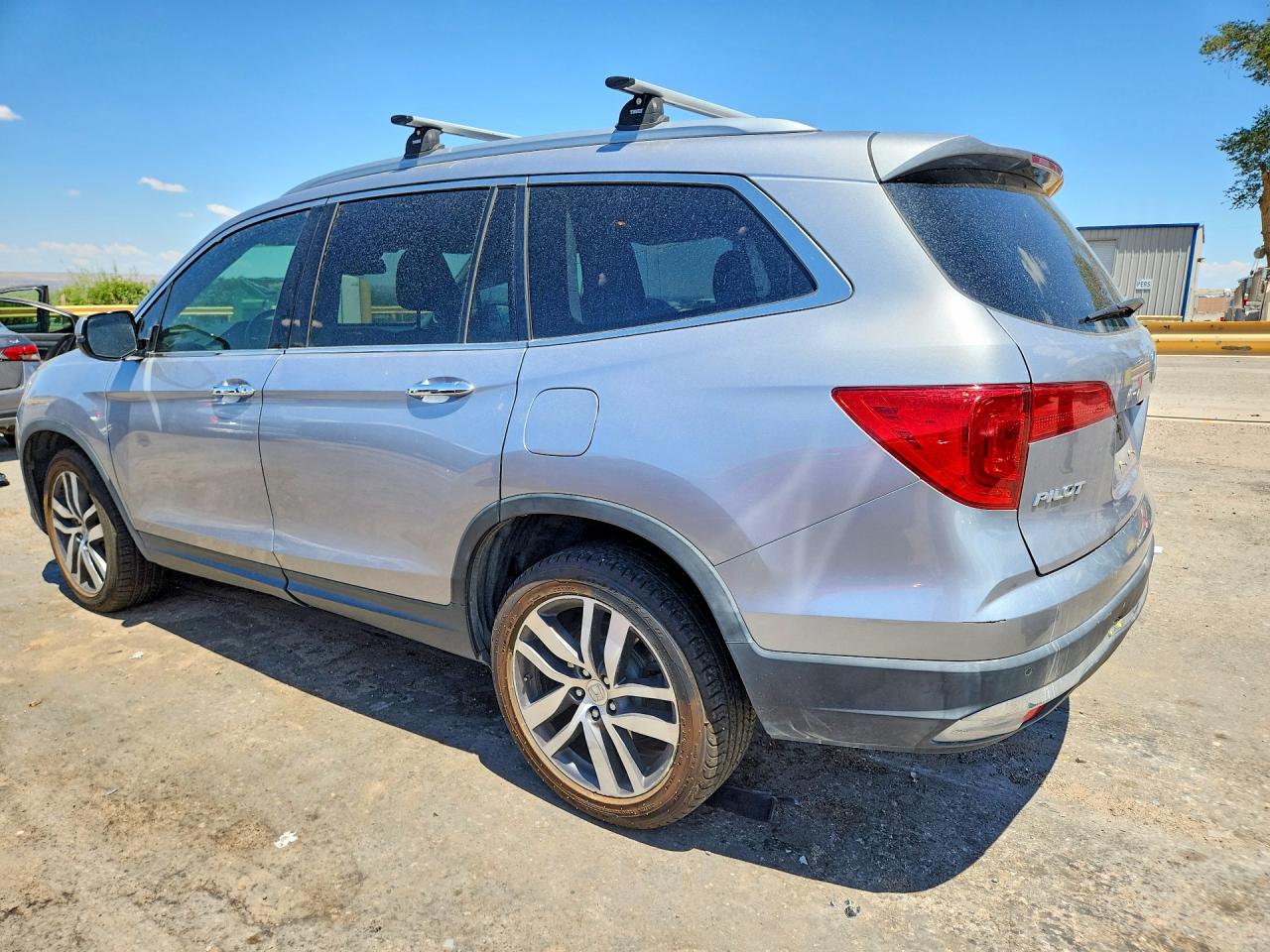 2017 HONDA PILOT ELITE — снимка 2
